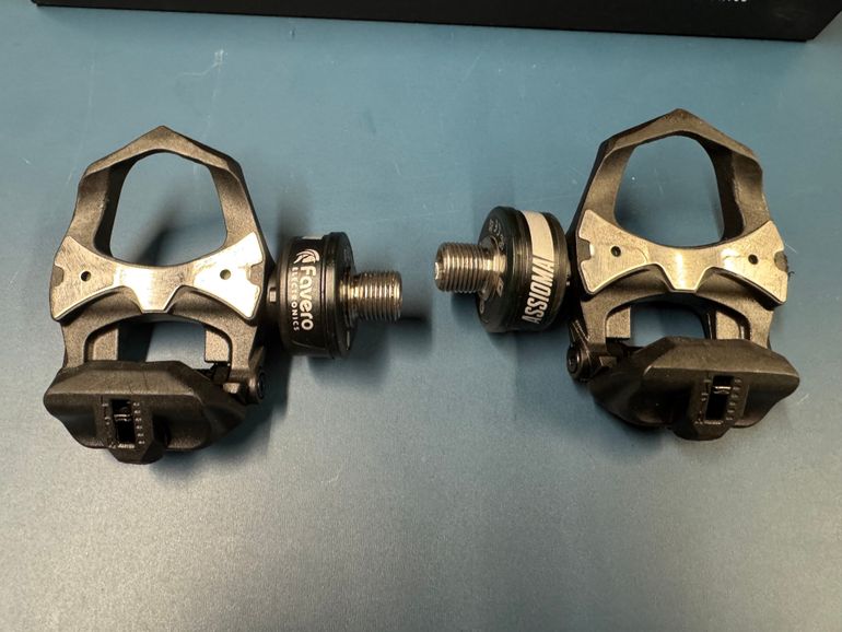 Used Favero Assioma Duo Powermeter Pedals (Look) 2025 bike — image 2 of 5