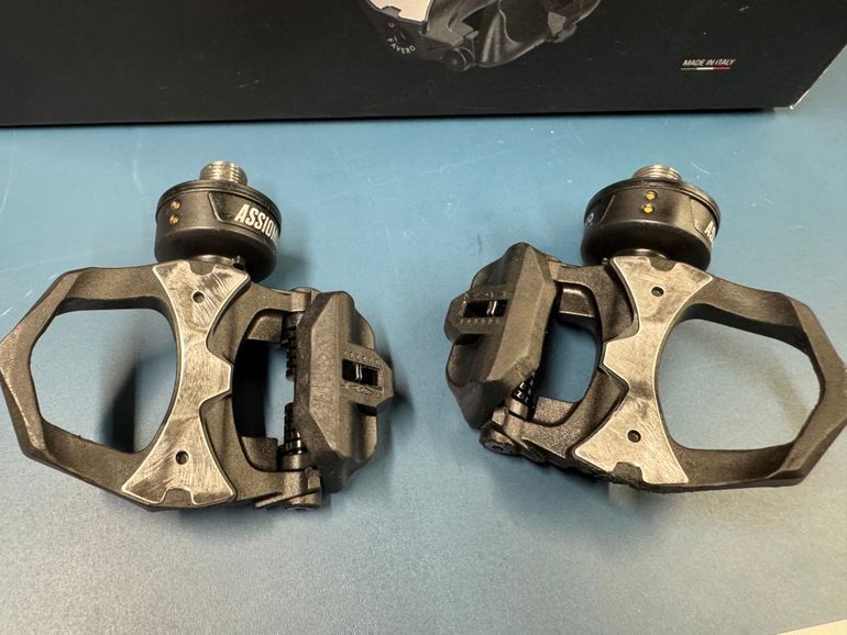 Used Favero Assioma Duo Powermeter Pedals (Look) 2025 bike — image 3 of 5