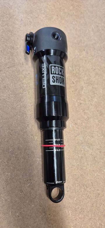 Used RockShox Deluxe Select + 2026 Rear Suspension