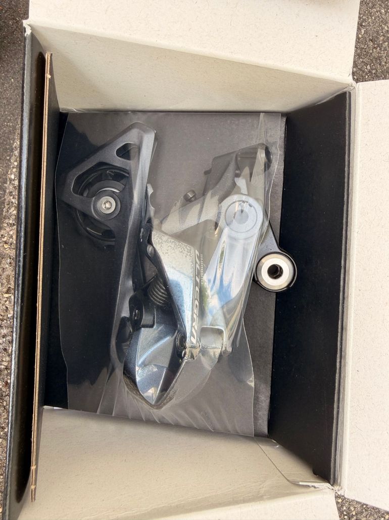 Used Shimano Ultegra RD-R8000-SS 2020 bike — image 2 of 3