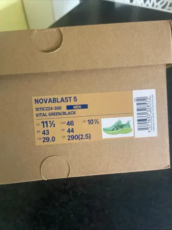 Used Asics Novablast 5 2026 bike — image 2 of 6