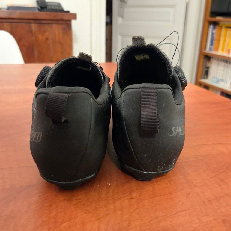 Used Specialized Recon 3.0 MTB Shoes 2026 bike — image 2 of 10