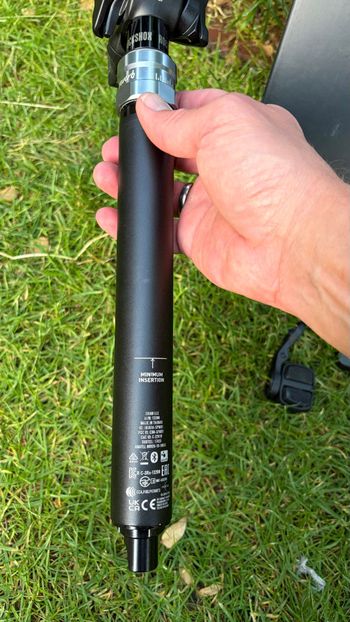 Used RockShox Reverb AXS 31,6mm 150mm 2025 bike — image 7 of 12