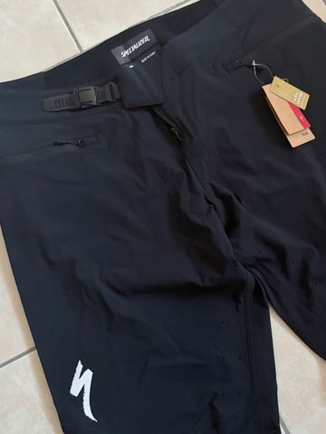 Used Specialized Trail Pants bike — image 5 of 10