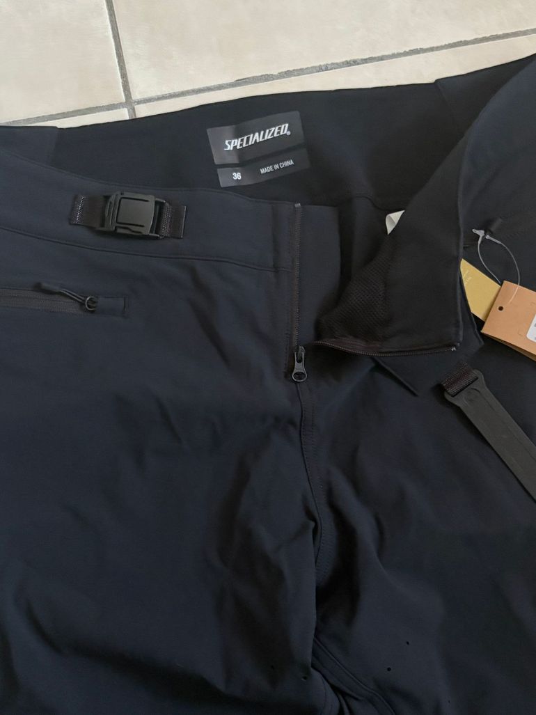 Used Specialized Trail Pants bike — image 6 of 10