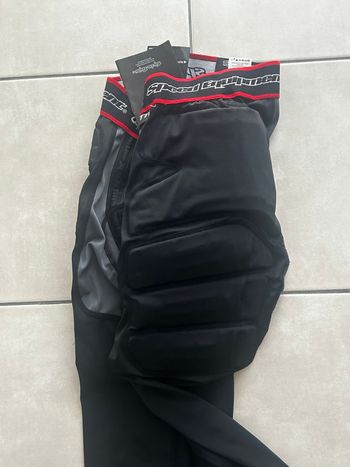 Used Troy Lee Designs Pantalon de protections VTT bike — image 5 of 13