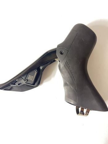 Shimano 105 Di2 Shifter 2025 bike d'occasion — image 2 sur 4