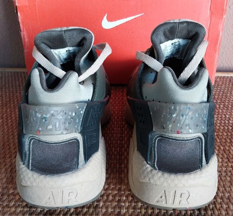 Used Nike Air Huarache Crater Premium  bike, ,  — image 4 of 9