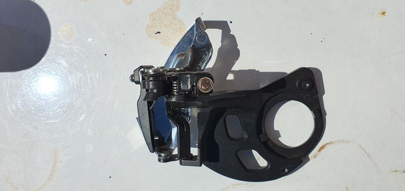 Used Shimano Dérailleur avant Drivetrain & Pedals