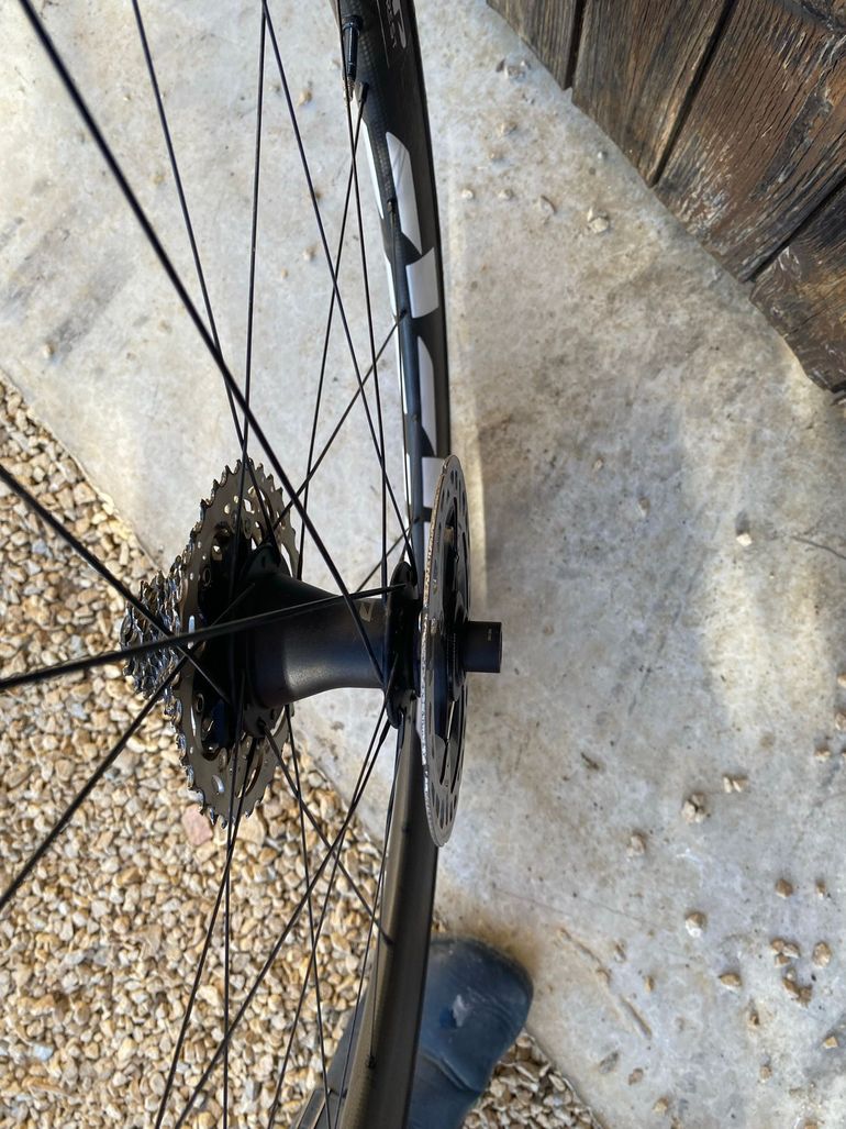 Gebrauchtes Zipp 404 Firecrest Tubeless Disc-brake  bike, ,  — Bild 4 von 5