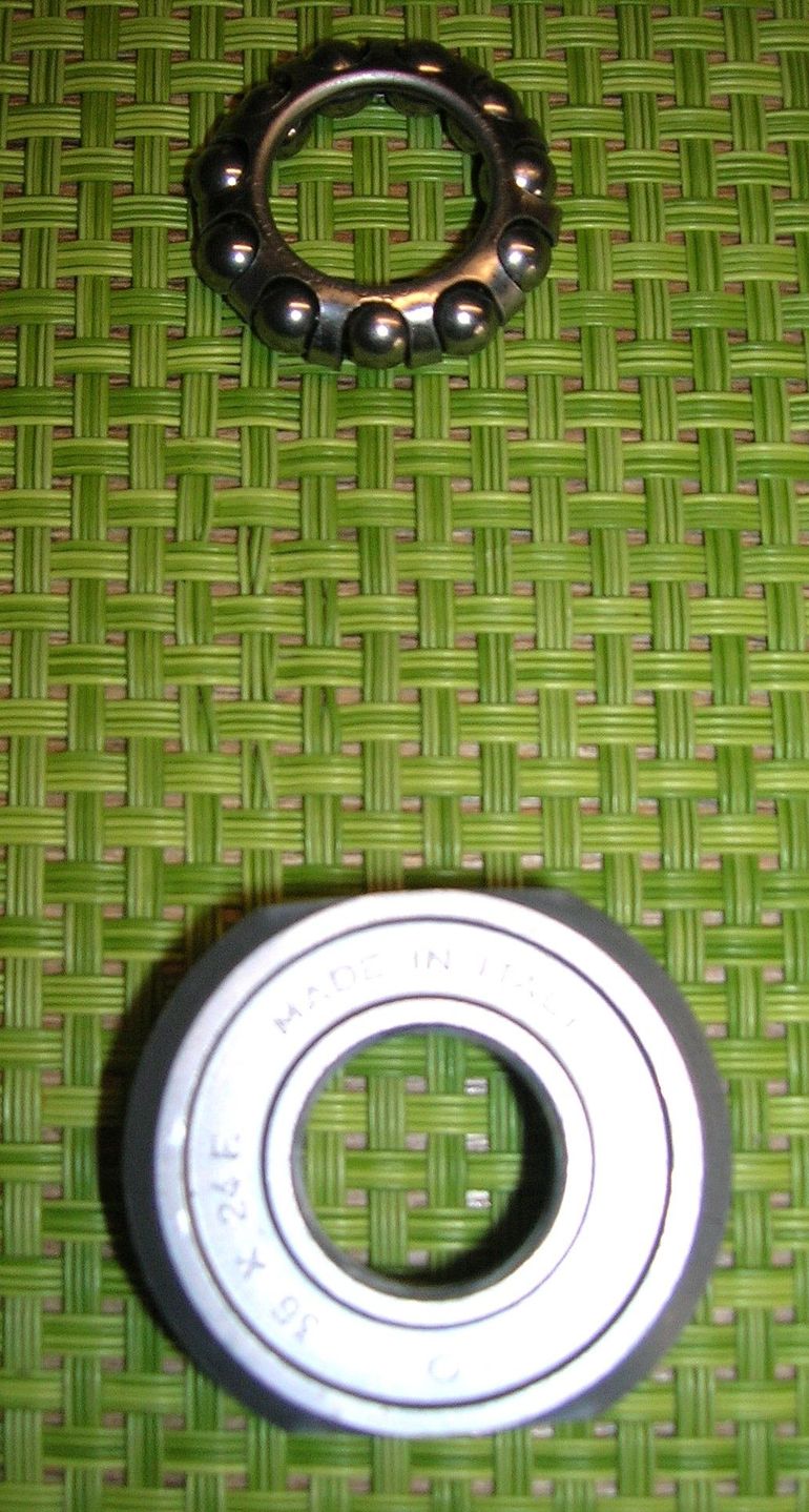 Used Campagnolo Record 36 x 24 F Innenlager Schalen bike — image 5 of 5