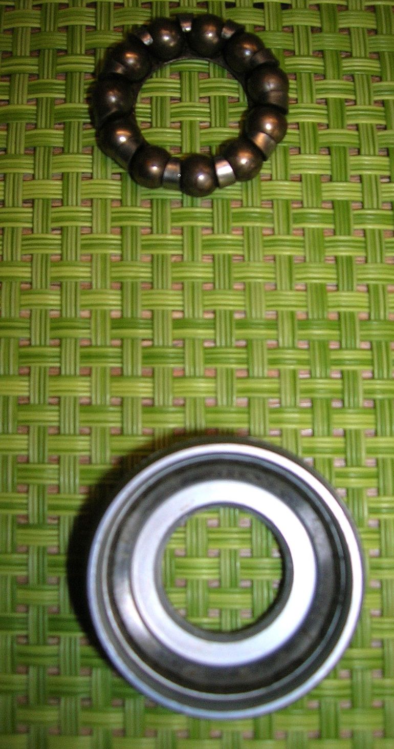 Used Campagnolo Record 36 x 24 F Innenlager Schalen bike — image 2 of 5