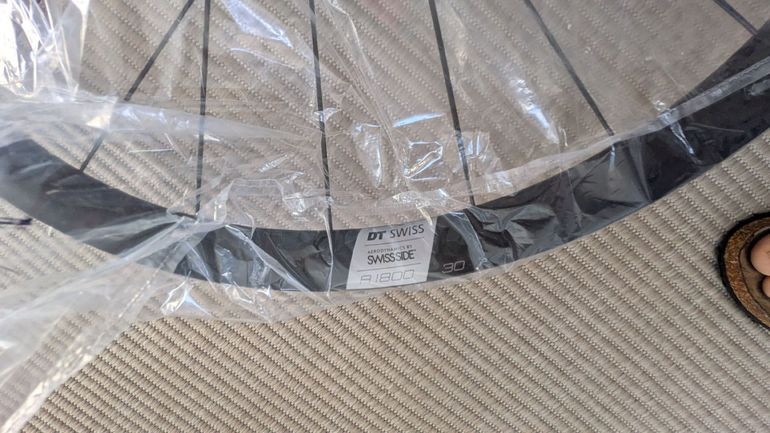 Used Dt Swiss A1800 Spline 30 700C Disc Wheelset bike — image 3 of 5