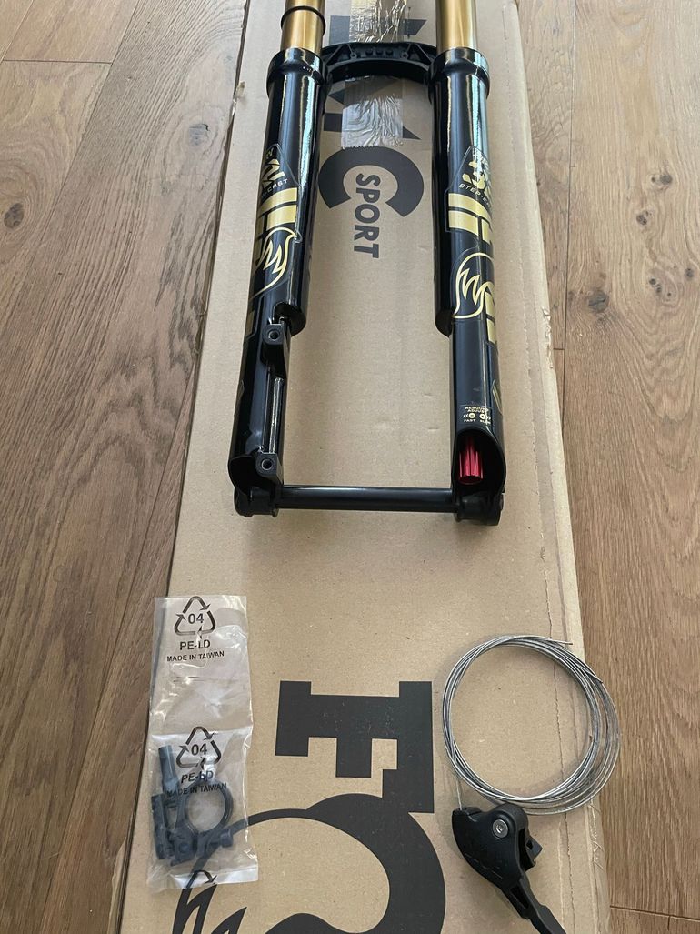 Used Fox 32 Kashima Factory Fork  bike, ,  — image 3 of 20
