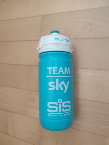 Used Elite bidon team sky bike