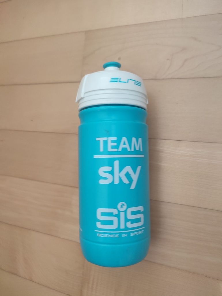 Used Elite bidon team sky bike — image 1 of 2