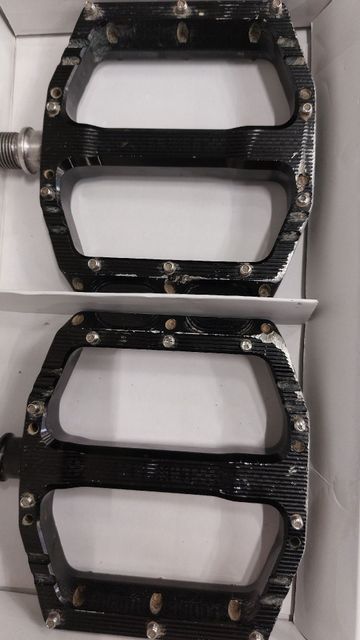 loose riders SB One Pedals Enduro/Downhill 2022 Drivetrain & Pedals d'occasion