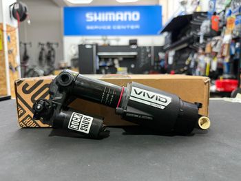 Used RockShox Vivid Ultimate 205x62.5 2025 bike, ,  — image 2 of 4