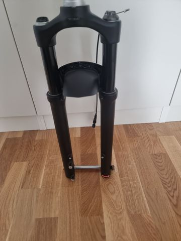 Tweedehands Sr Suntour raidon 29 bike — afbeelding 3 van 5