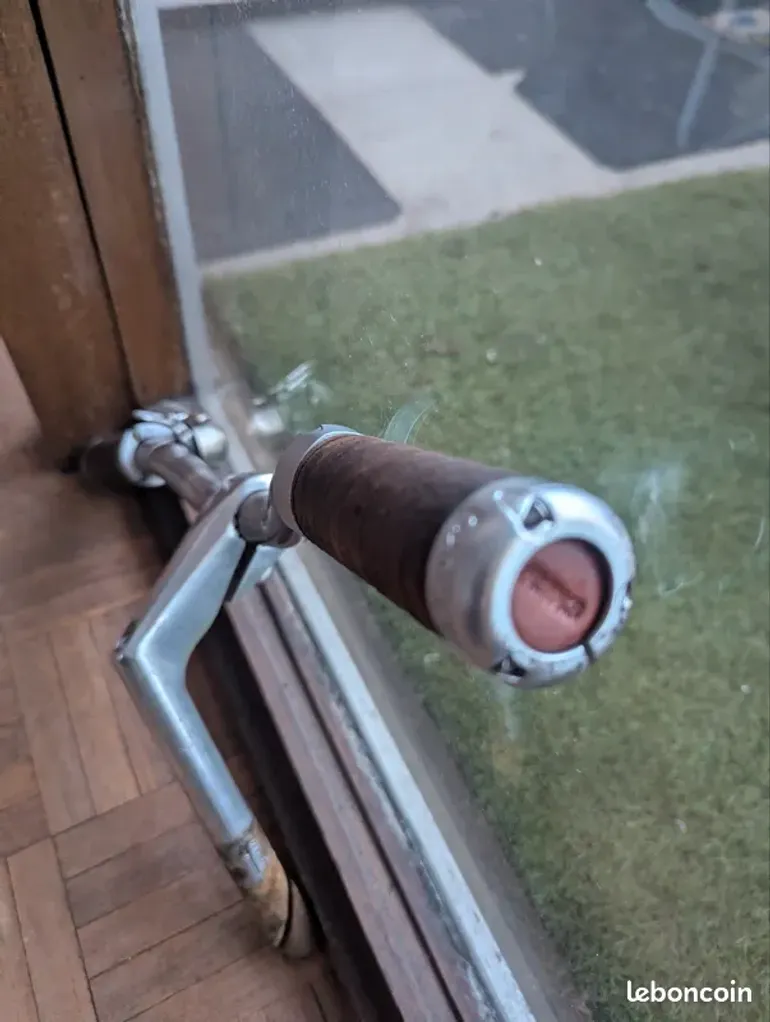 Used Brooks Plump Leather Grips bike — image 4 of 7