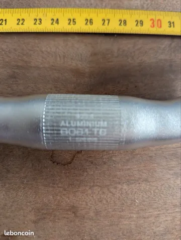 Použité Aucune Guidon riser aluminium 52cm bike — obrázek 2 z 4
