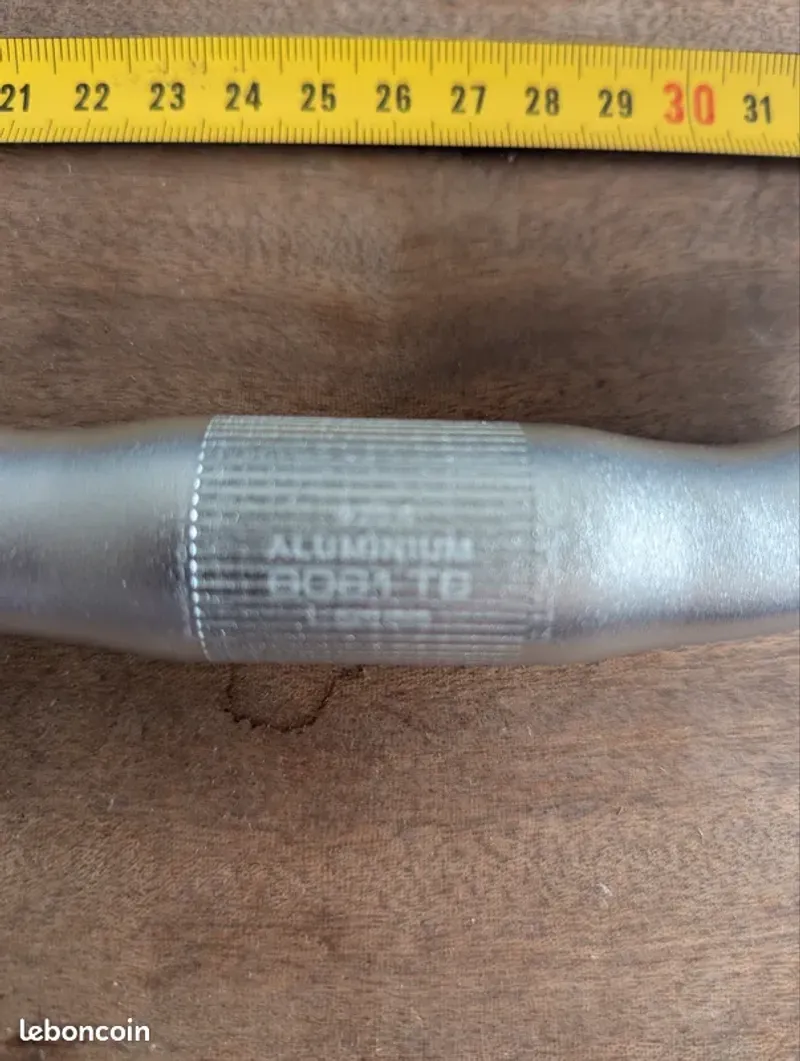 Použité Aucune Guidon riser aluminium 52cm bike — obrázek 2 z 4