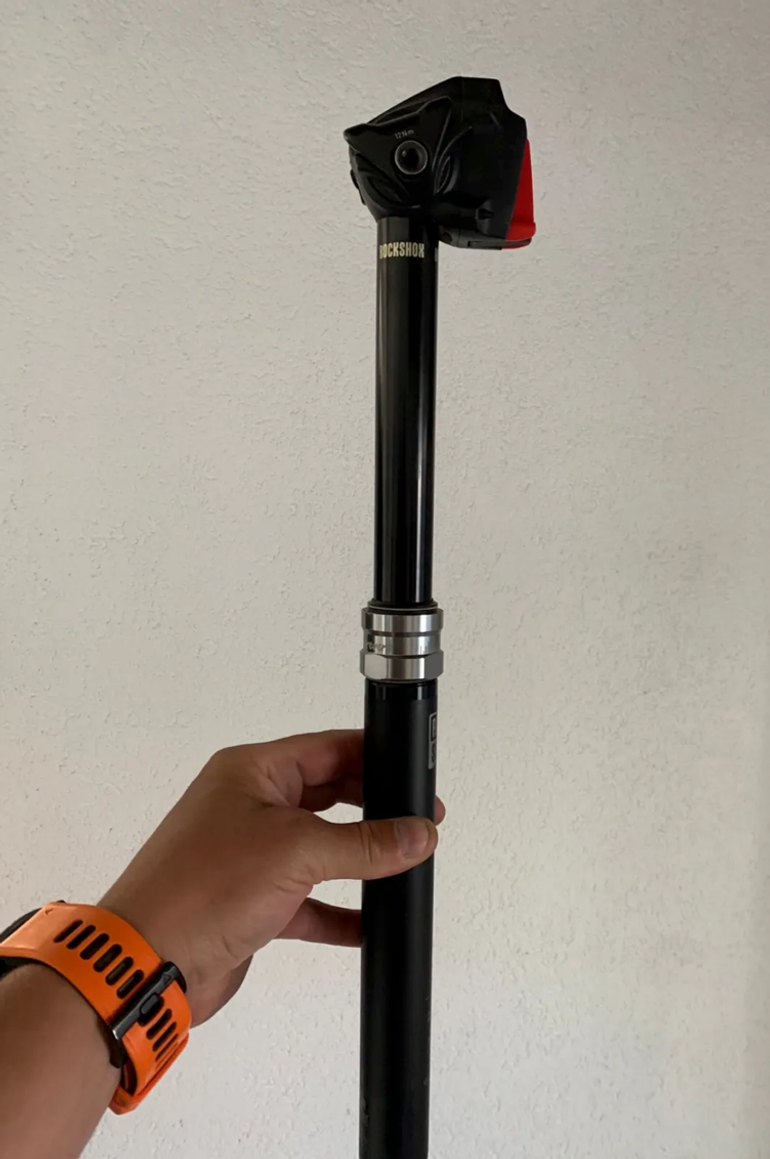 Tweedehands RockShox Reverb AXS 150mm Dropper Seatpost bike — afbeelding 2 van 4