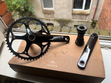 Tweedehands Sram S300 Courier 2024 bike — afbeelding 1 van 8