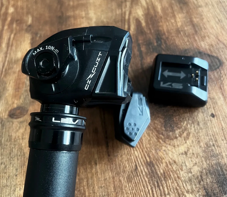Used Kind Shock LEV Circuit 150mm 31.6 Electronic Dropper Seatpost 2025 bike — image 4 of 4