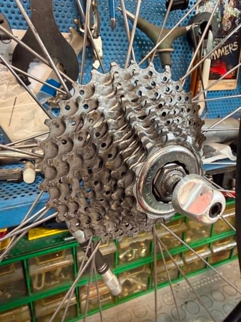 Used Campagnolo CHORUS 3x10s. COMANDI RECORD CARBON. bike — image 17 of 20