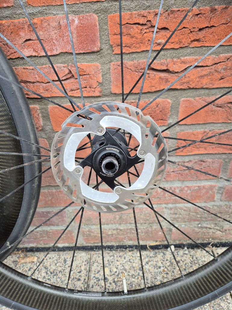 Used Mavic Cosmic SL 45 Disc 23mm 2020 bike — image 2 of 3