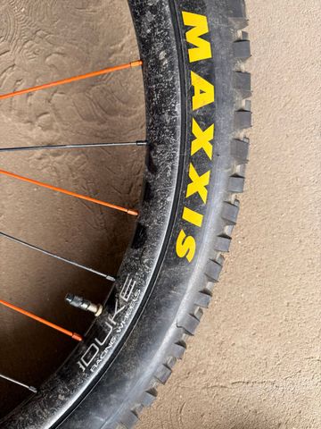Industry Nine Duke Front Wheel bike usato — immagine 2 di 4