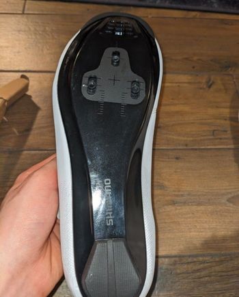 Used Shimano RC1 Road Shoes Size 43 bike — image 4 of 6