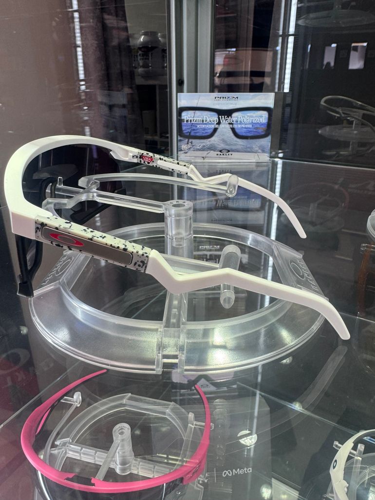 Used Oakley Bxtr White Sunglasses 2026 bike — image 2 of 3