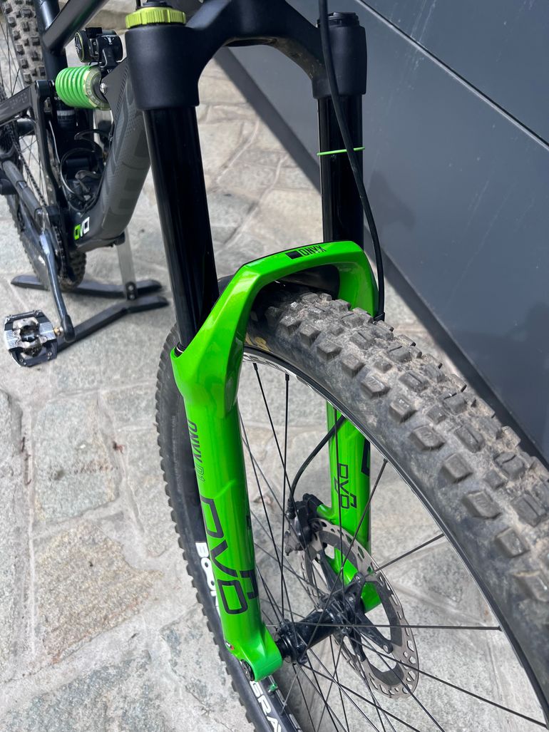Used Dvo Onyx D1 170mm Boost Fork 29” 2025 bike — image 3 of 4