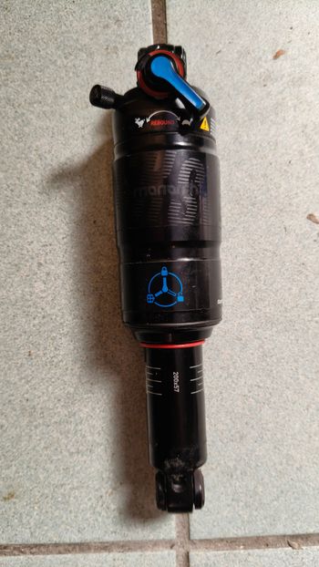Gebrauchtes RockShox Monarch RT3 Air Shock 2016 bike