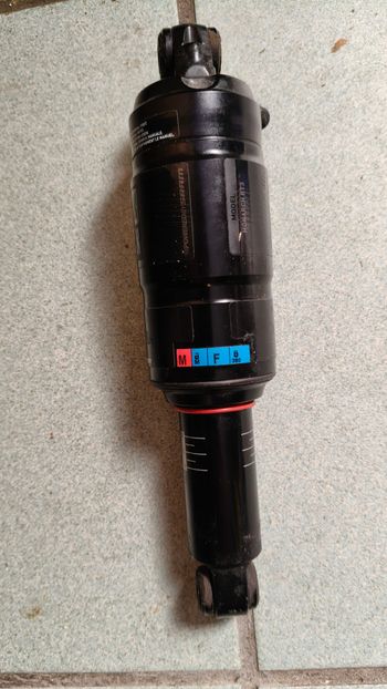 Gebrauchtes RockShox Monarch RT3 Air Shock 2016 bike — Bild 4 von 6