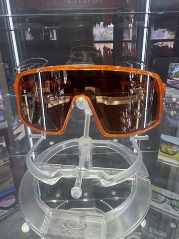 Brugt Oakley Sutro Trans Ginger Prizm Bronze Cycling Accessories
