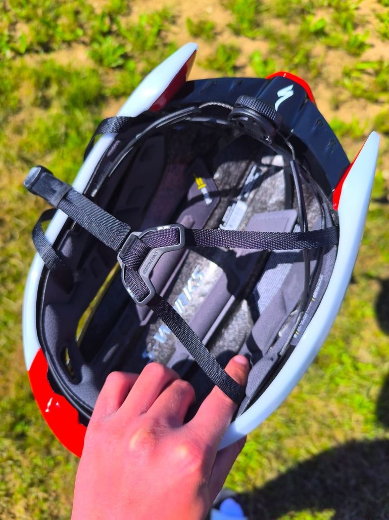 Specialized Evade 4 Helmet 2026 bike d'occasion — image 2 sur 5