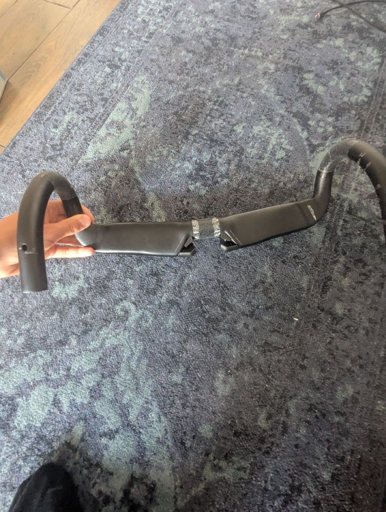 Použité Specialized Aero Fly Carbon Handlebar bike — obrázek 6 z 6