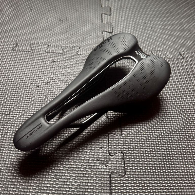 Used Selle Italia SLR Boost Superflow 145 mm TI316 bike — image 1 of 2