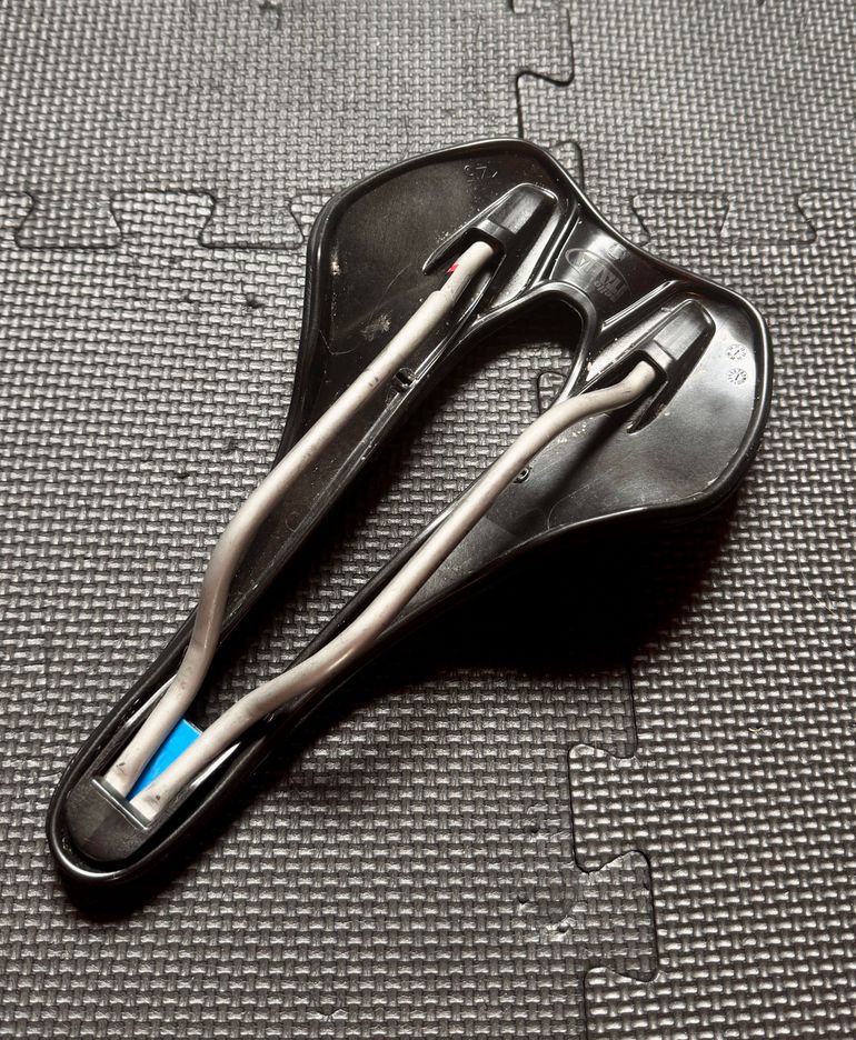 Used Selle Italia SLR Boost Superflow 145 mm TI316 bike — image 2 of 2