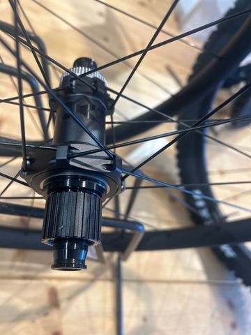 Brugt Shimano XTR WH-M9200 bike — billede 3 af 4
