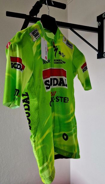 Used Castelli soudal quick step 2025 bike — image 3 of 4