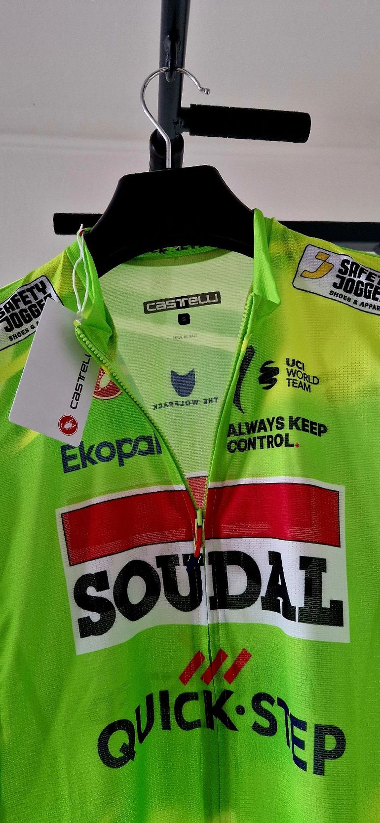 Used Castelli soudal quick step 2025 bike — image 4 of 4