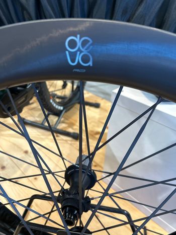 Used Miche Deva RD 52 Carbon Wheelset 2026 bike — image 4 of 4
