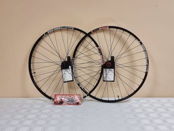 Used Stans Notubes Crest MK3 29" 15x100 and 12x148 Boost SRAM XD Wheelset bike