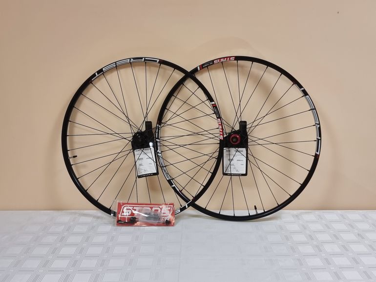 Used Stans Notubes Crest MK3 29" 15x100 and 12x148 Boost SRAM XD Wheelset bike — image 1 of 7