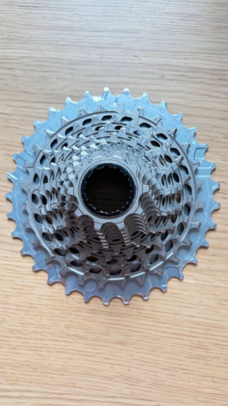 Tweedehands Sram RED AXS 10-33 2024 bike — afbeelding 1 van 5