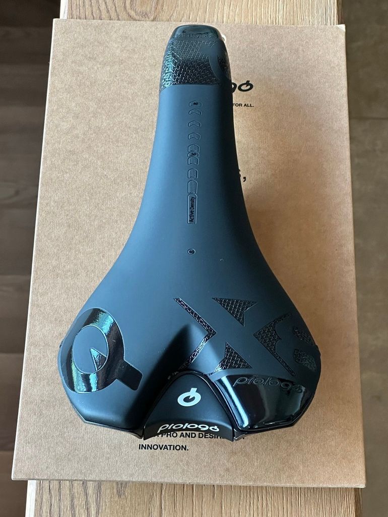 Used Prologo New Scratch X8 T2.0 Hard Black bike — image 1 of 4